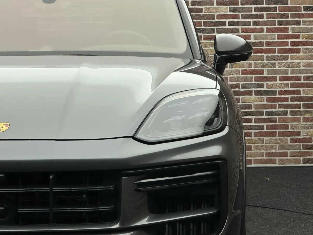 4.0 Turbo E-Hybrid GT Carbon 360 Headup Burmeister