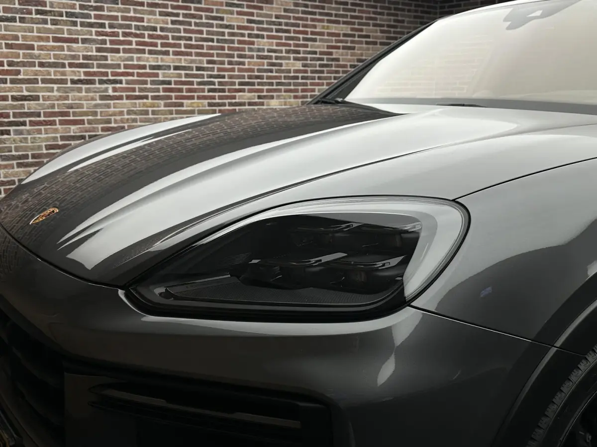 4.0 Turbo E-Hybrid GT Carbon 360 Headup Burmeister