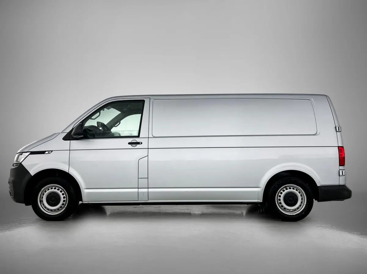 2.0 TDI L2H1 150PK | Automaat | Airco | Multifunctioneel stuurwiel | Cruise controle | Radio | Parkeersensoren achter | Sortimo | TomTom navigatie |