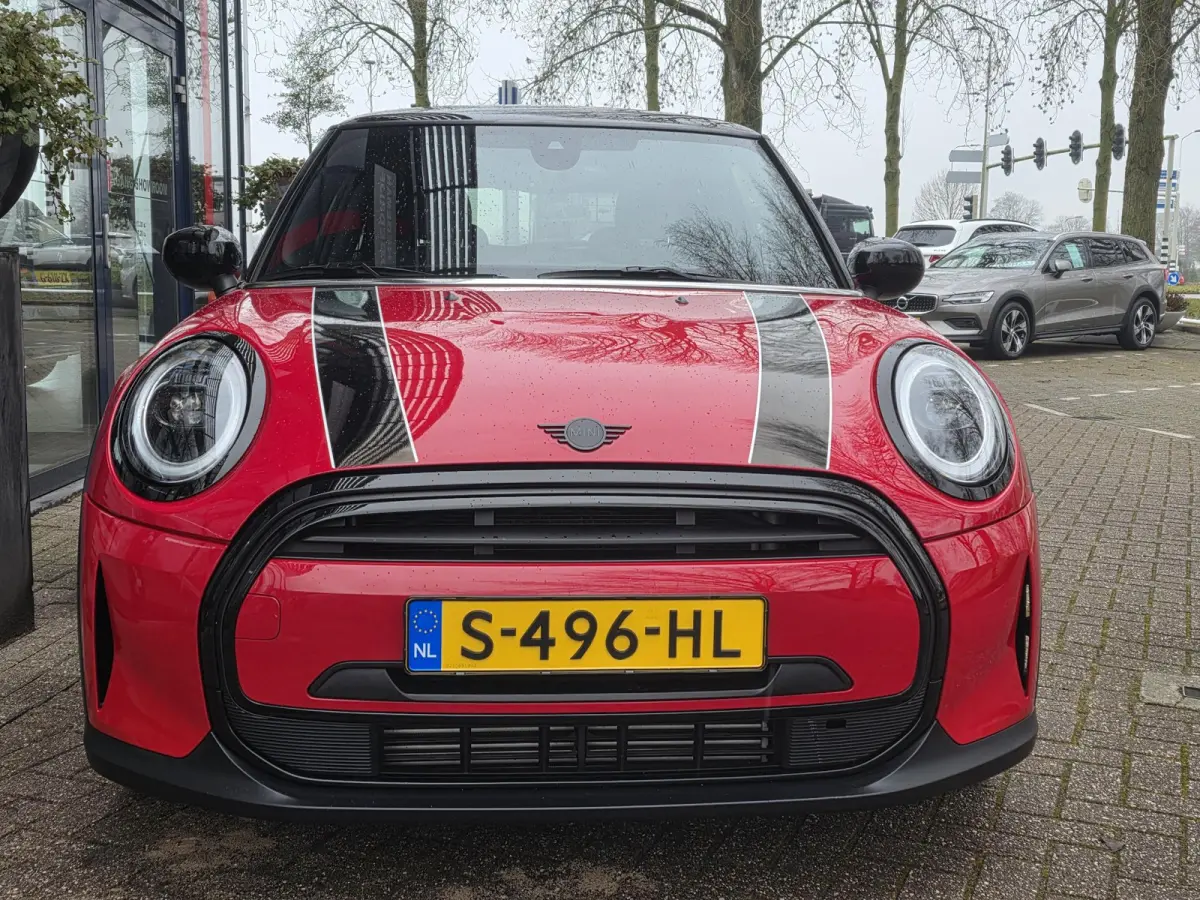 Mini 1.5 Camden Edition | Climate Control | Parkeersensoren | Navigatie | LM Velgen