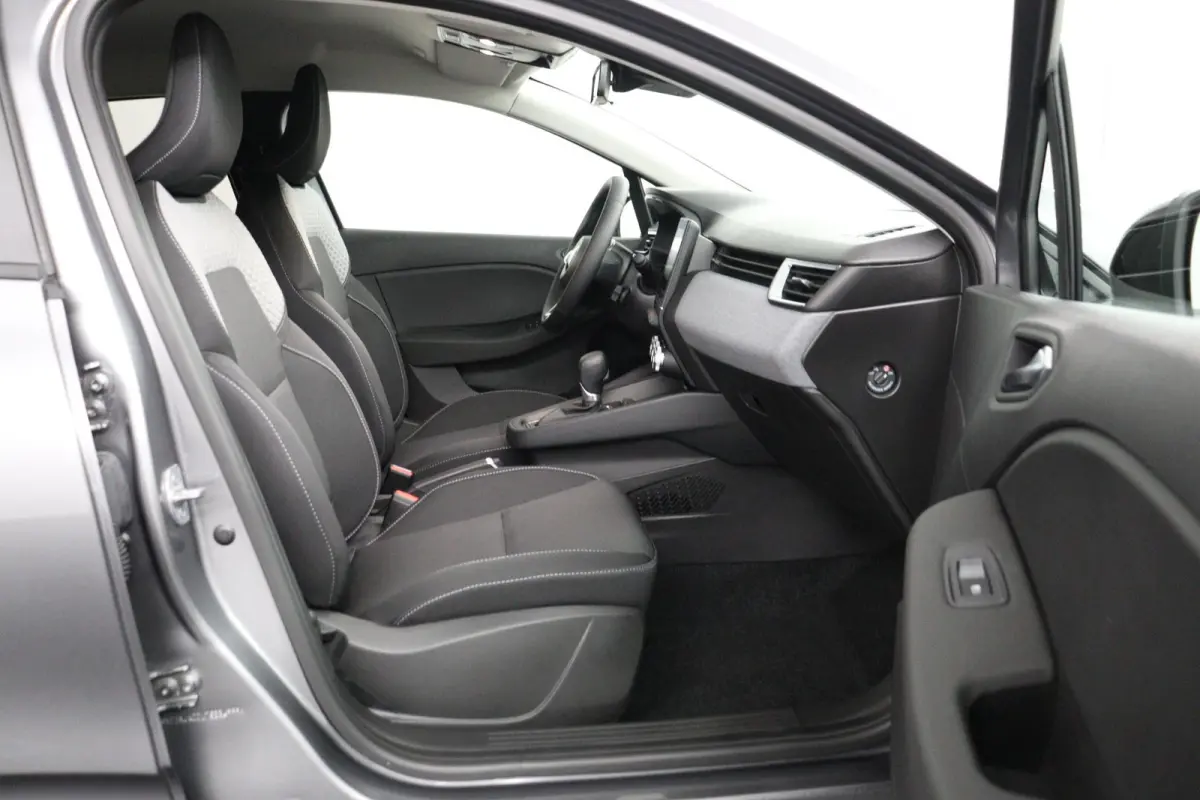 1.6 HEV Intense | € 6.600 Korting! | Achteruitrijcamera | Apple Carplay/Android Auto | Climate Control | Cruise Control | Stoelverwarming