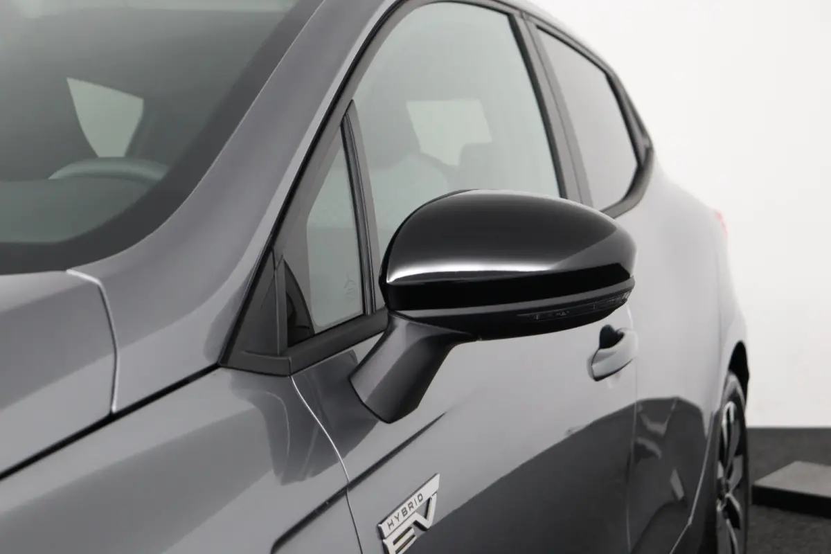 1.6 HEV Intense | € 6.600 Korting! | Achteruitrijcamera | Apple Carplay/Android Auto | Climate Control | Cruise Control | Stoelverwarming