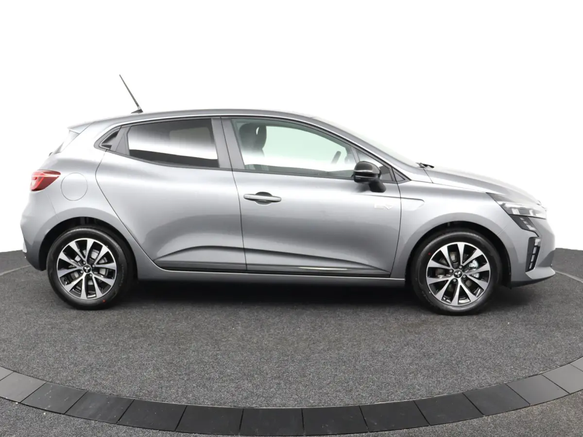 1.6 HEV Intense | € 4.000 Korting! | Achteruitrijcamera | Apple Carplay/Android Auto | Climate Control | Cruise Control | Stoelverwarming