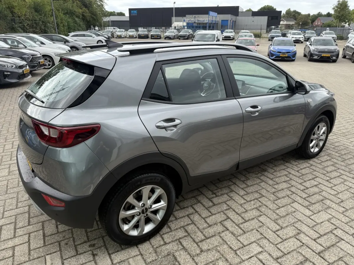 1.0 T-GDi MHEV DynamicLine NAVI + CAMERA