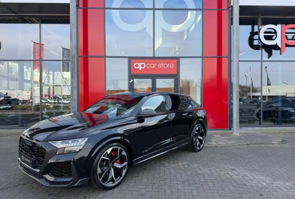 RSQ8 4.0 TFSI RS quattro