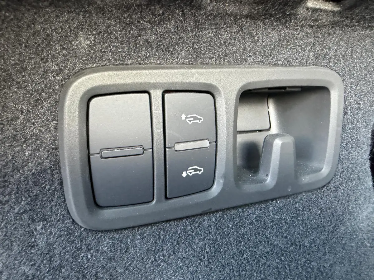 RSQ8 4.0 TFSI RS quattro