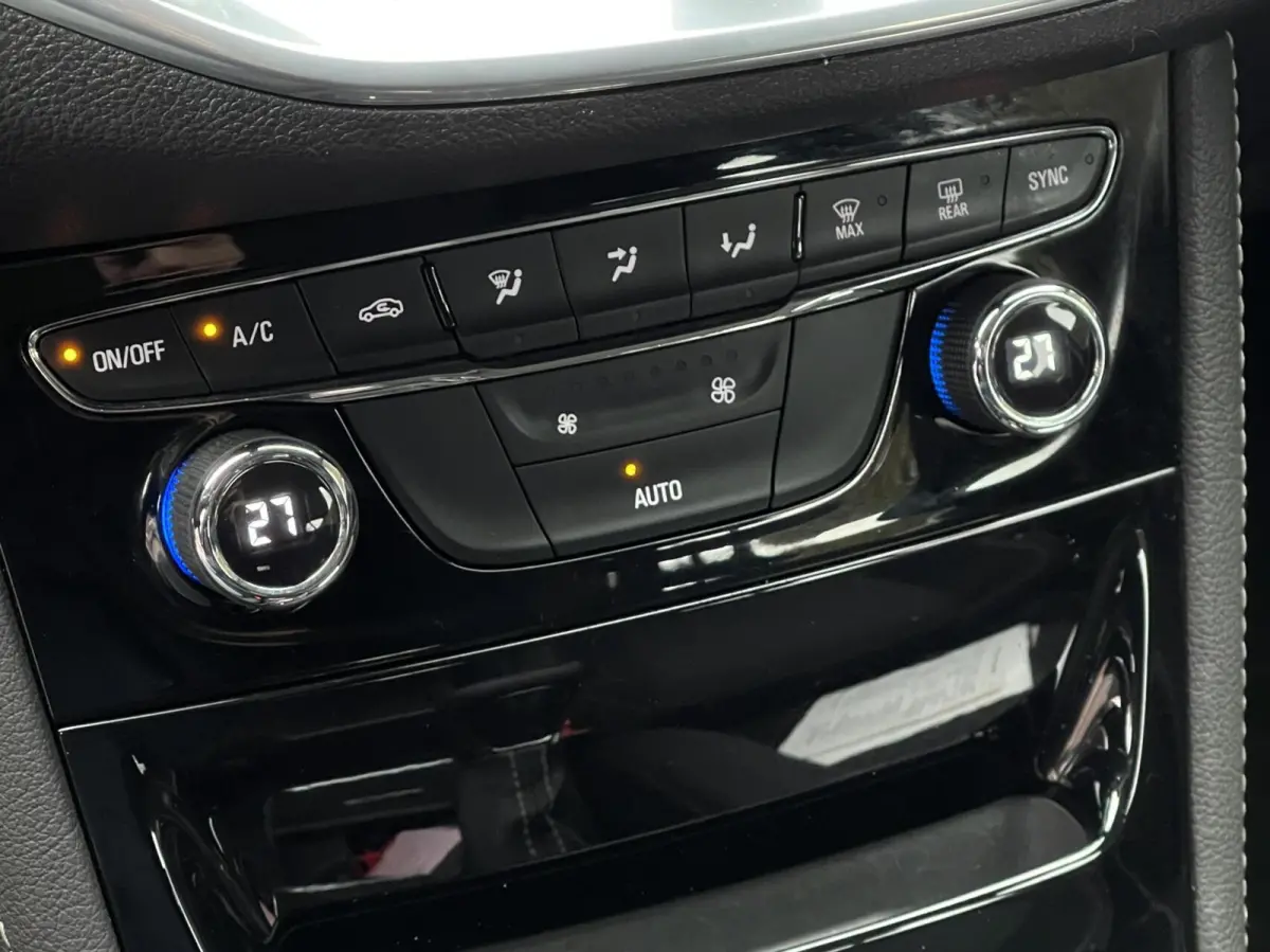 1.4 T 150PK Automaat Innovation | TREKHAAK | KOFFERBAK ELEKTRISCHE | DAB+