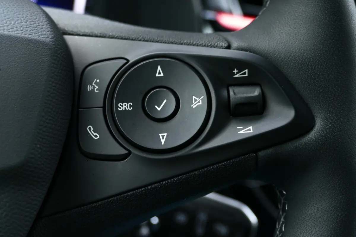 1.2 TURBO 100PK YES / NAVI / LED / AIRCO / PDC / 16"LMV / WINTERPAKKET / BLUETOOTH / CRUISECONTROL / 1E EIGENAAR / SCHITTERENDE STAAT !!