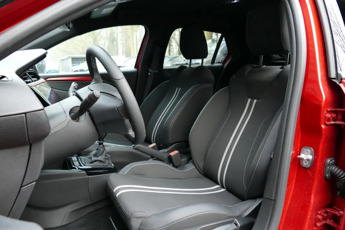1.2 TURBO 100PK YES / NAVI / LED / AIRCO / PDC / 16"LMV / WINTERPAKKET / BLUETOOTH / CRUISECONTROL / 1E EIGENAAR / SCHITTERENDE STAAT !!