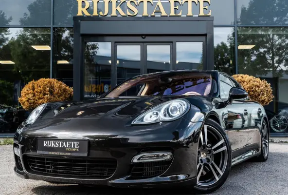 4.8 Turbo|PANO|SPORT CHRONO|BOSE|CAMERA|20'