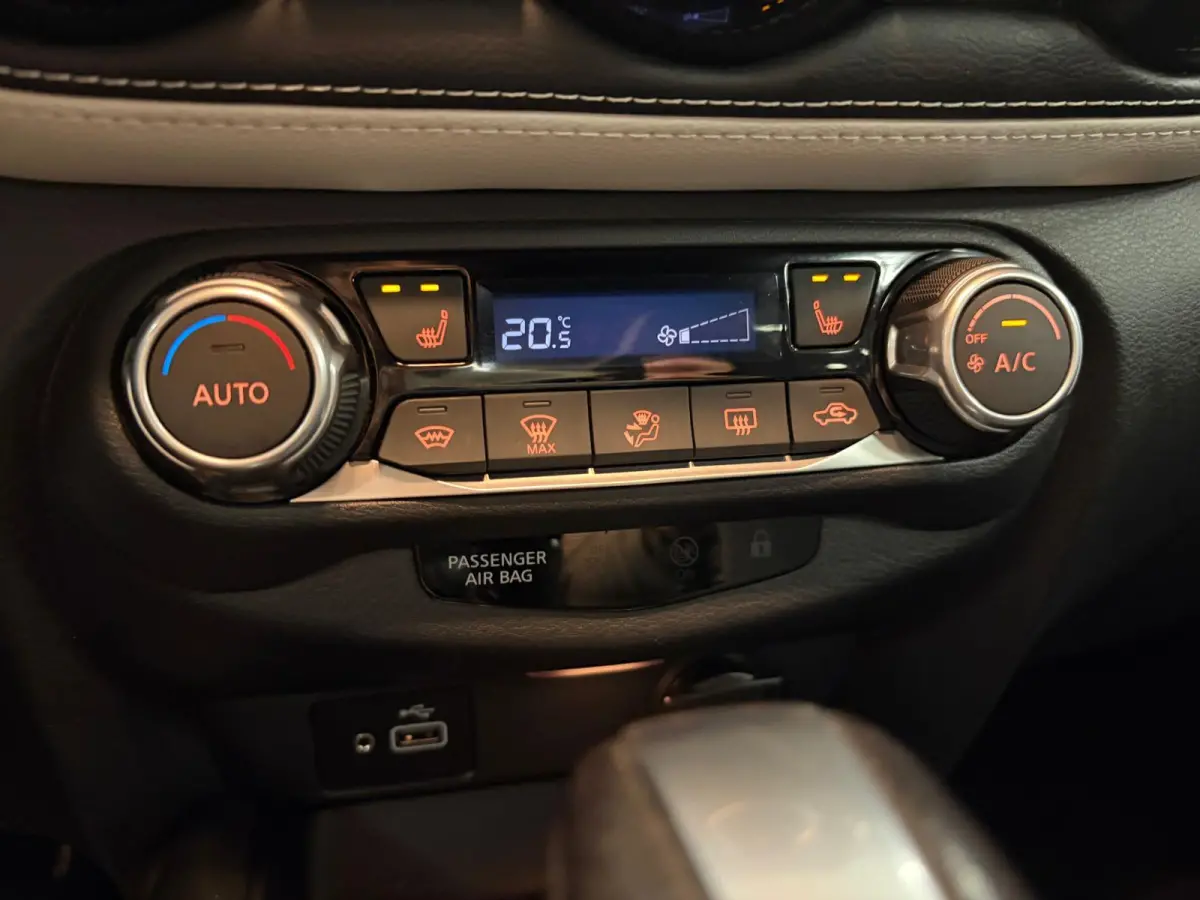 1.6 Hybrid N-Design*Winter-Pakket*Leder*Xenon*Cruise-Control*Apple-Carplay*Andriod*