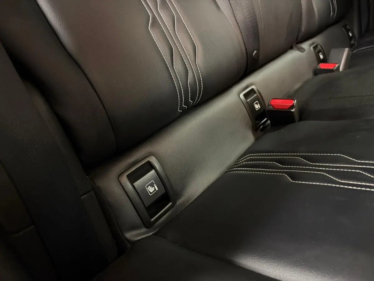 1.6 Hybrid N-Design*Winter-Pakket*Leder*Xenon*Cruise-Control*Apple-Carplay*Andriod*