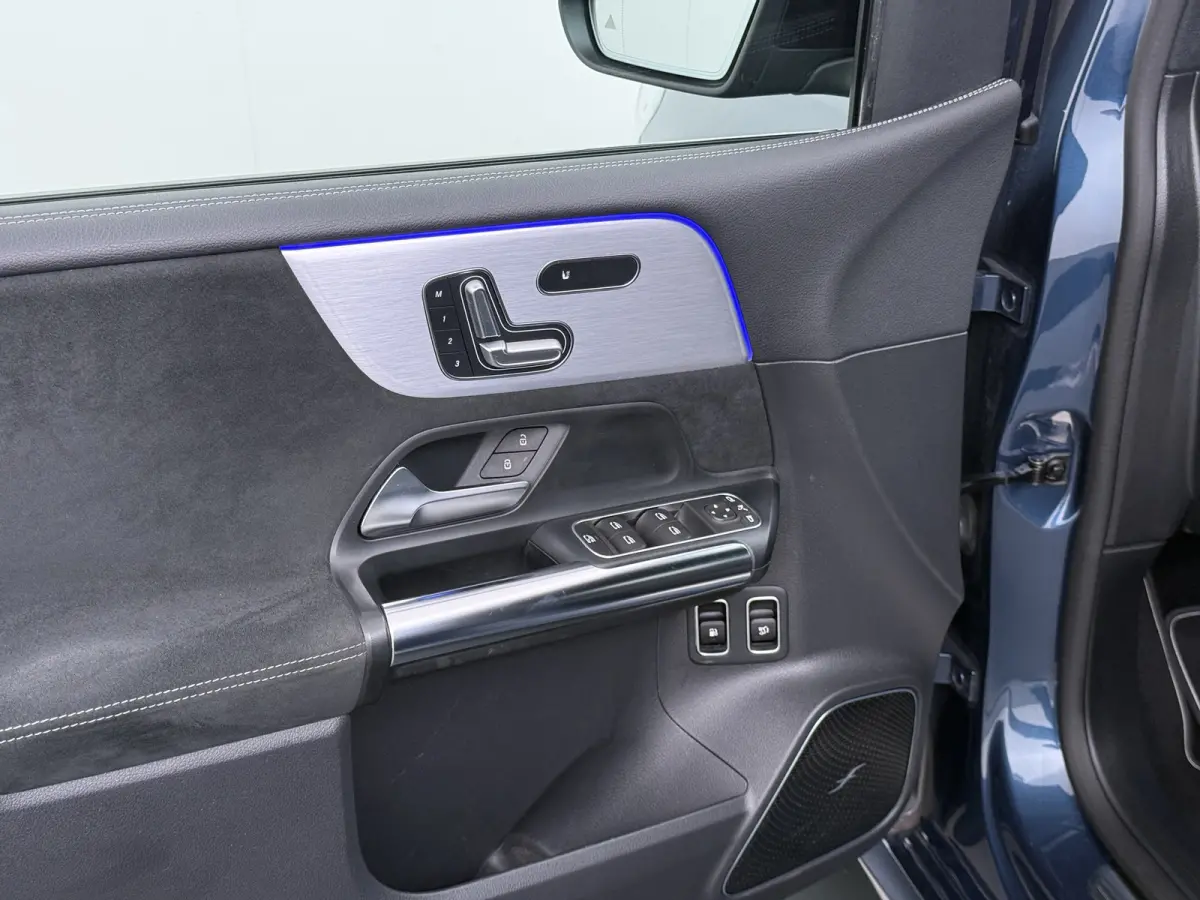 250e AMG // SoH 95,3% // Distronic // 360 Camera // Memory // Burmester // Headup // Keyless // MultiBeam LED // Augmented Reality