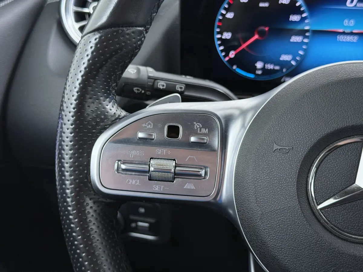 250e AMG // SoH 95,3% // Distronic // 360 Camera // Memory // Burmester // Headup // Keyless // MultiBeam LED // Augmented Reality