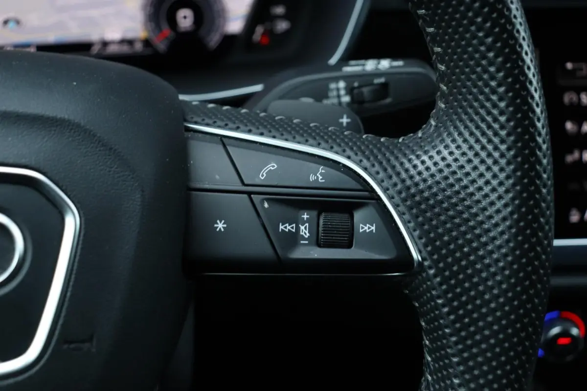 35 TFSI / 3x S-Line / 150PK / Automaat / Navi / Matrix LED / Keyless / Camera / Cruise / 19"!