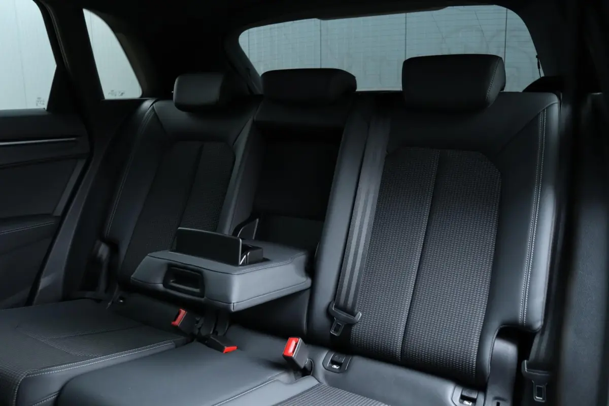35 TFSI / 3x S-Line / 150PK / Automaat / Navi / Matrix LED / Keyless / Camera / Cruise / 19"!