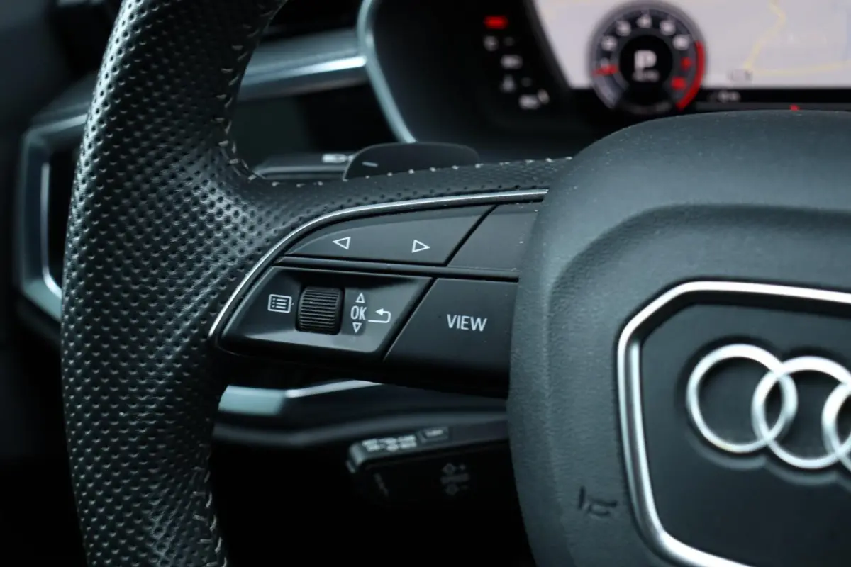 35 TFSI / 3x S-Line / 150PK / Automaat / Navi / Matrix LED / Keyless / Camera / Cruise / 19"!