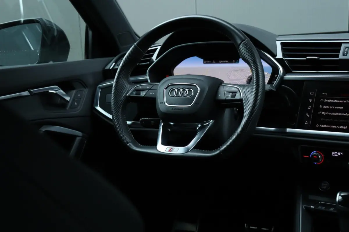 Audi Q3 2019 - Business and private leasing