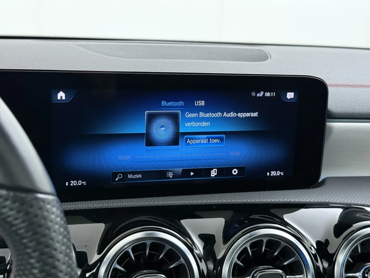 250e AMG // SoH 93,9% // Panoramadak // Nightpakket // Sfeerverlichting // Carplay // Camera // Keyless // MultiBeam