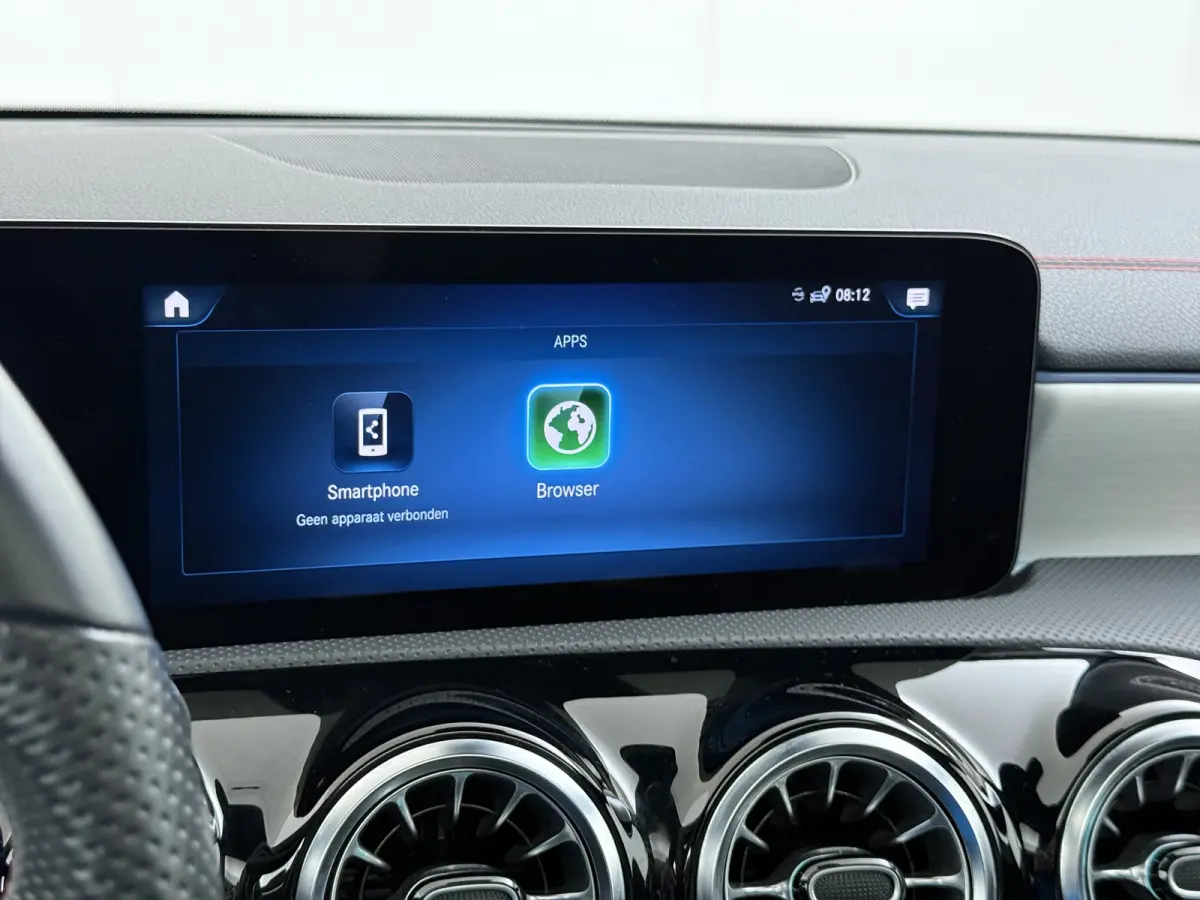 250e AMG // SoH 93,9% // Panoramadak // Nightpakket // Sfeerverlichting // Carplay // Camera // Keyless // MultiBeam
