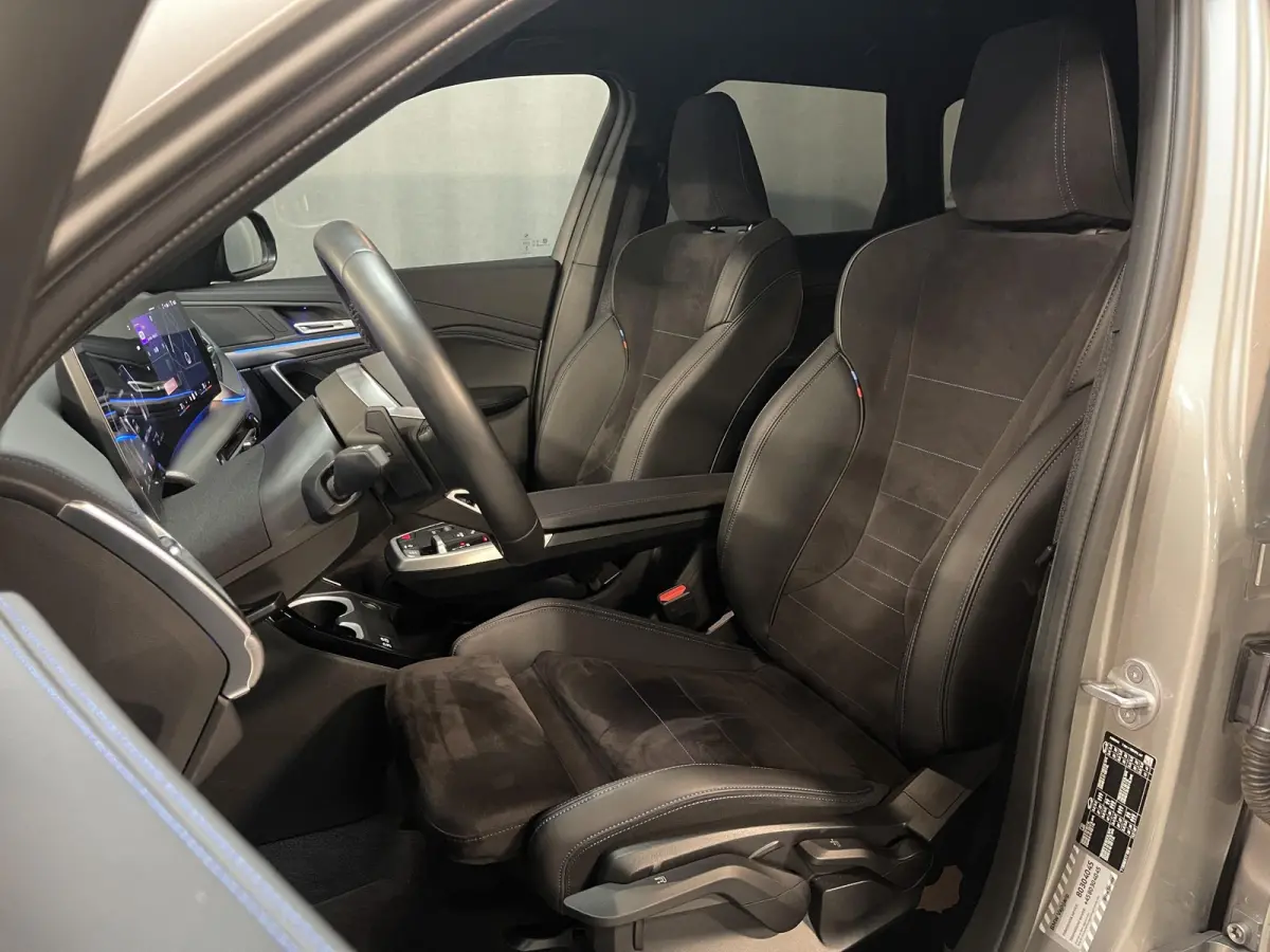 sDrive18i M Sport Shadow Line 18"/Sportstoelen/Keyless/Alarm/Adaptief LED/Stoelverwarming/Camera/Elektrisch klep