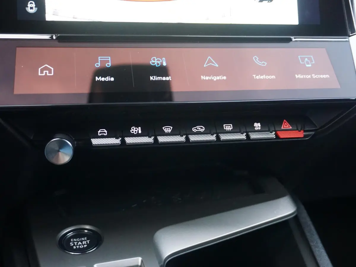 1.6 Plug-in Hybrid 180 Allure Avantage