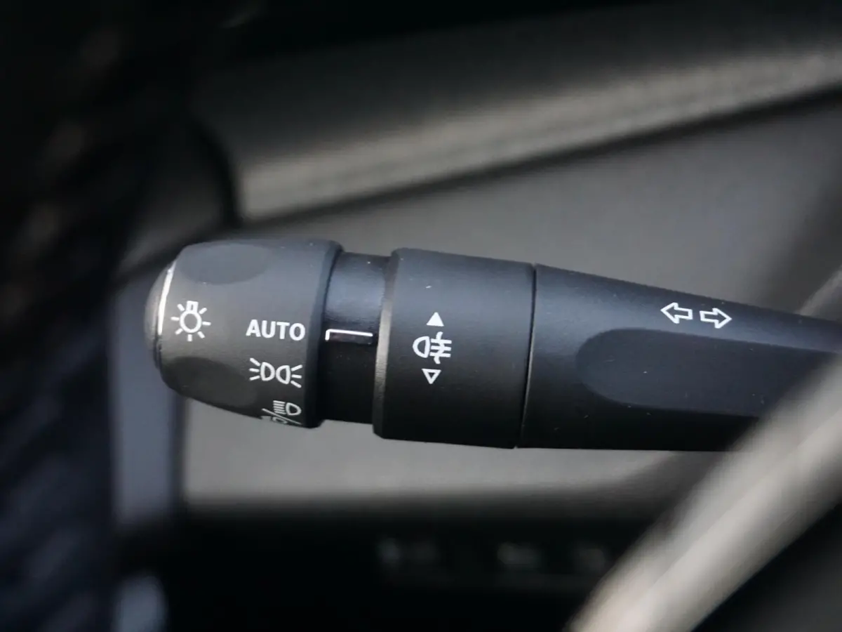 1.6 Plug-in Hybrid 180 Allure Avantage