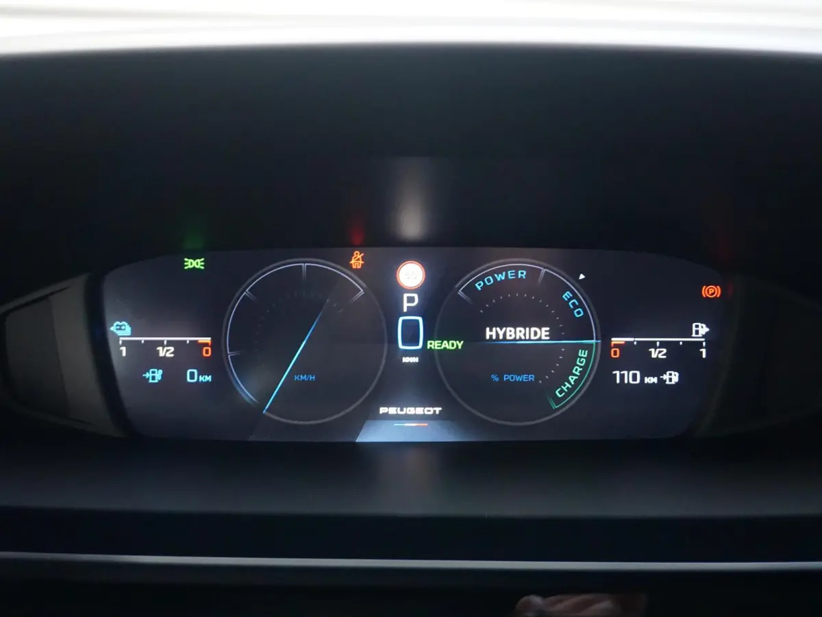 1.6 Plug-in Hybrid 180 Allure Avantage