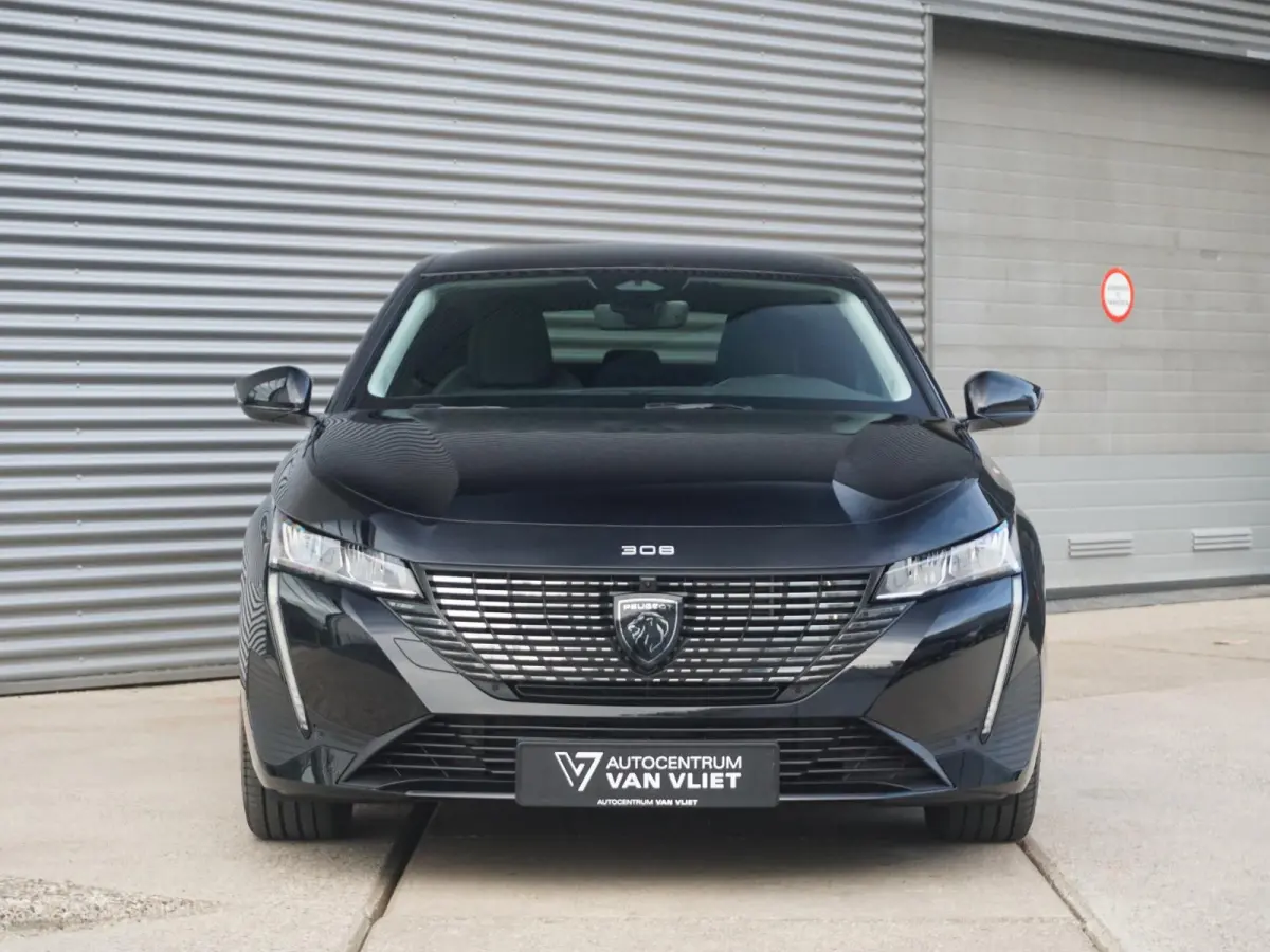 1.6 Plug-in Hybrid 180 Allure Avantage