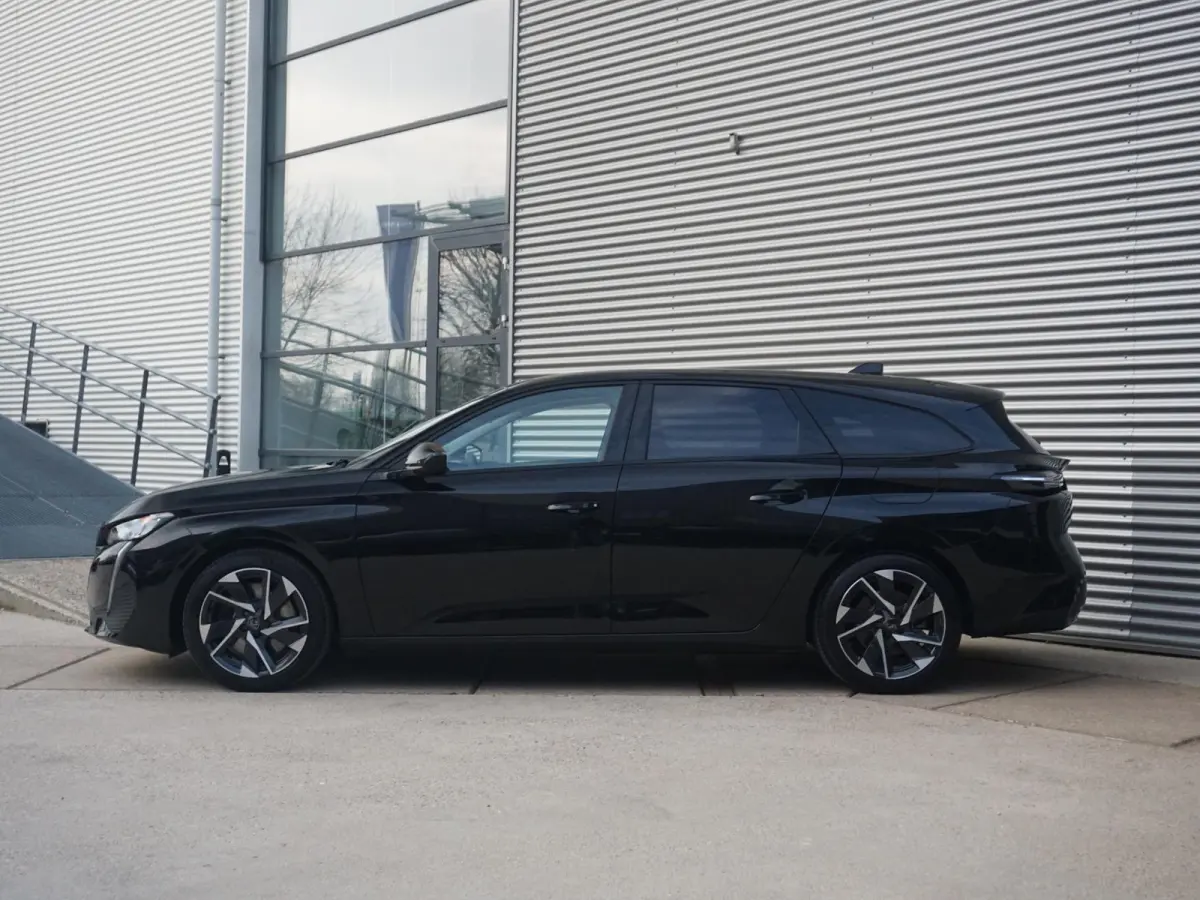 1.6 Plug-in Hybrid 180 Allure Avantage