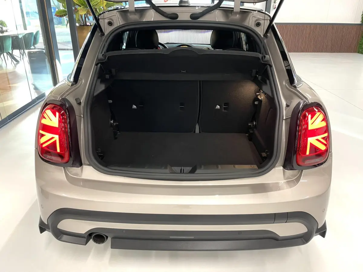 Mini 1.5 MINI/ Leder/ Full LED/ PDC/ 38.941 KM!