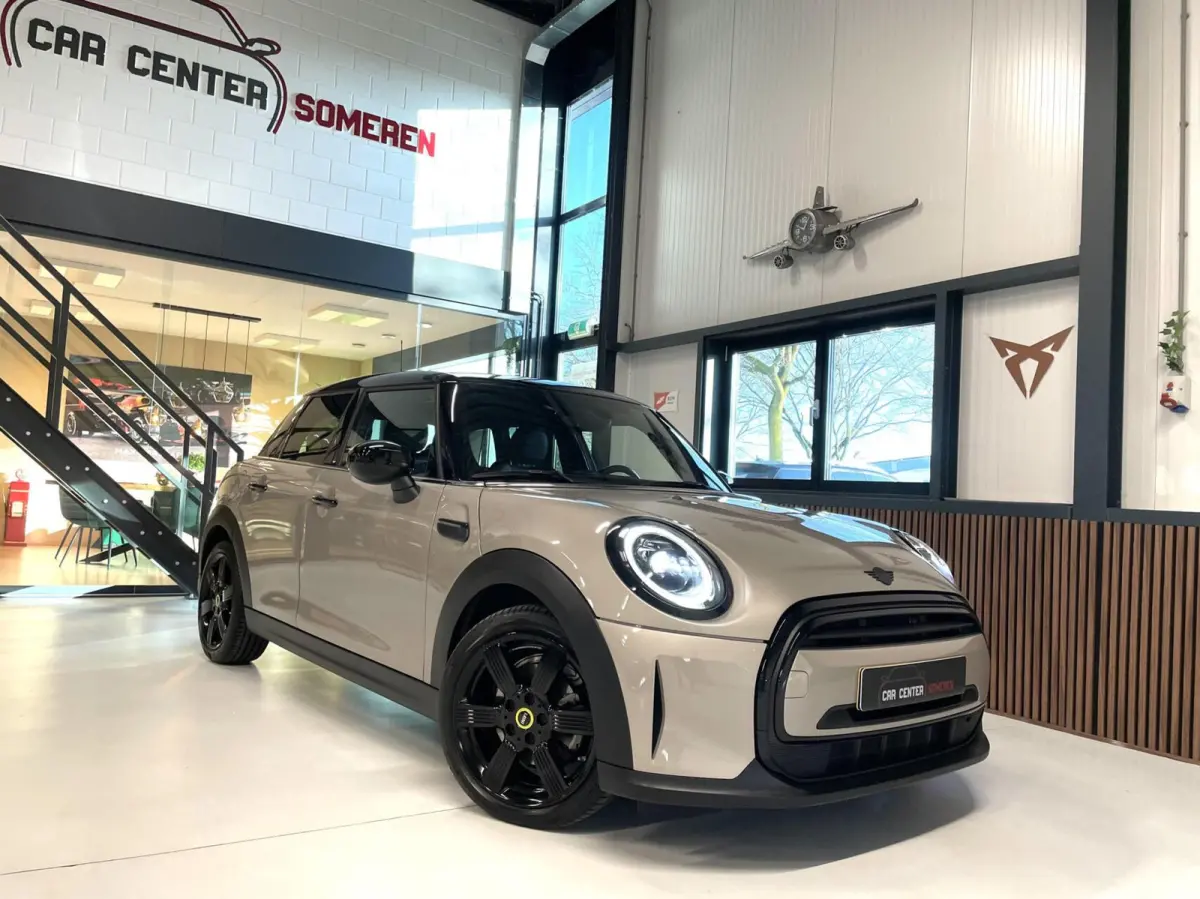 Mini 1.5 MINI/ Leder/ Full LED/ PDC/ 38.941 KM!