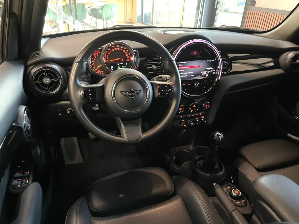 Mini 1.5 MINI/ Leder/ Full LED/ PDC/ 38.941 KM!