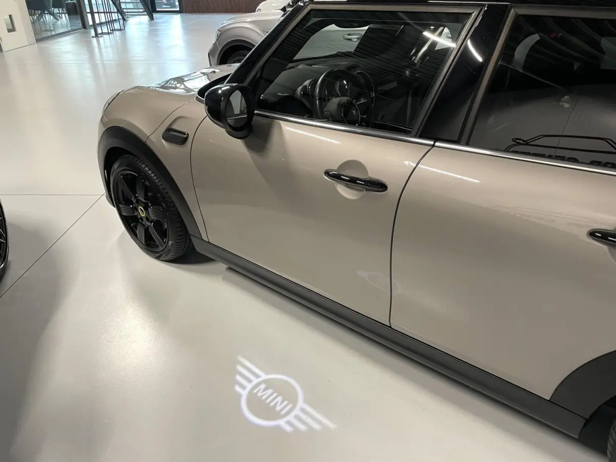 Mini 1.5 MINI/ Leder/ Full LED/ PDC/ 38.941 KM!