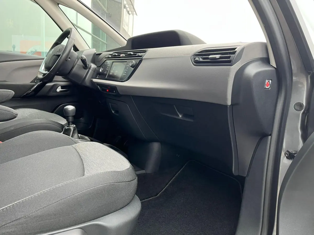 1.2 PureTech Busines 7Pers/Carplay Trekhaak