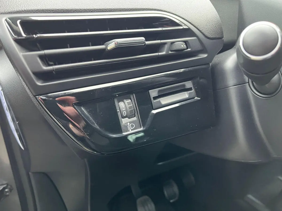 1.2 PureTech Busines 7Pers/Carplay Trekhaak