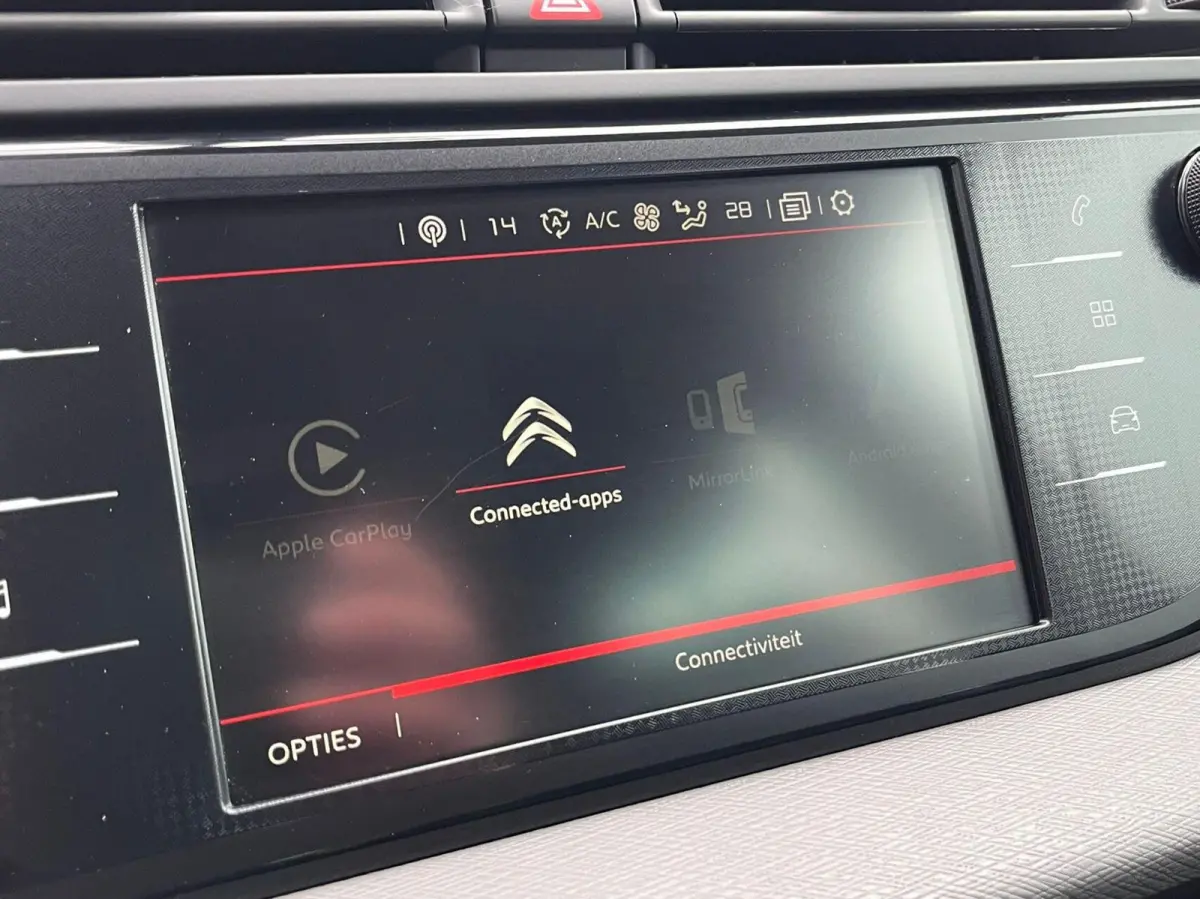 1.2 PureTech Busines 7Pers/Carplay Trekhaak