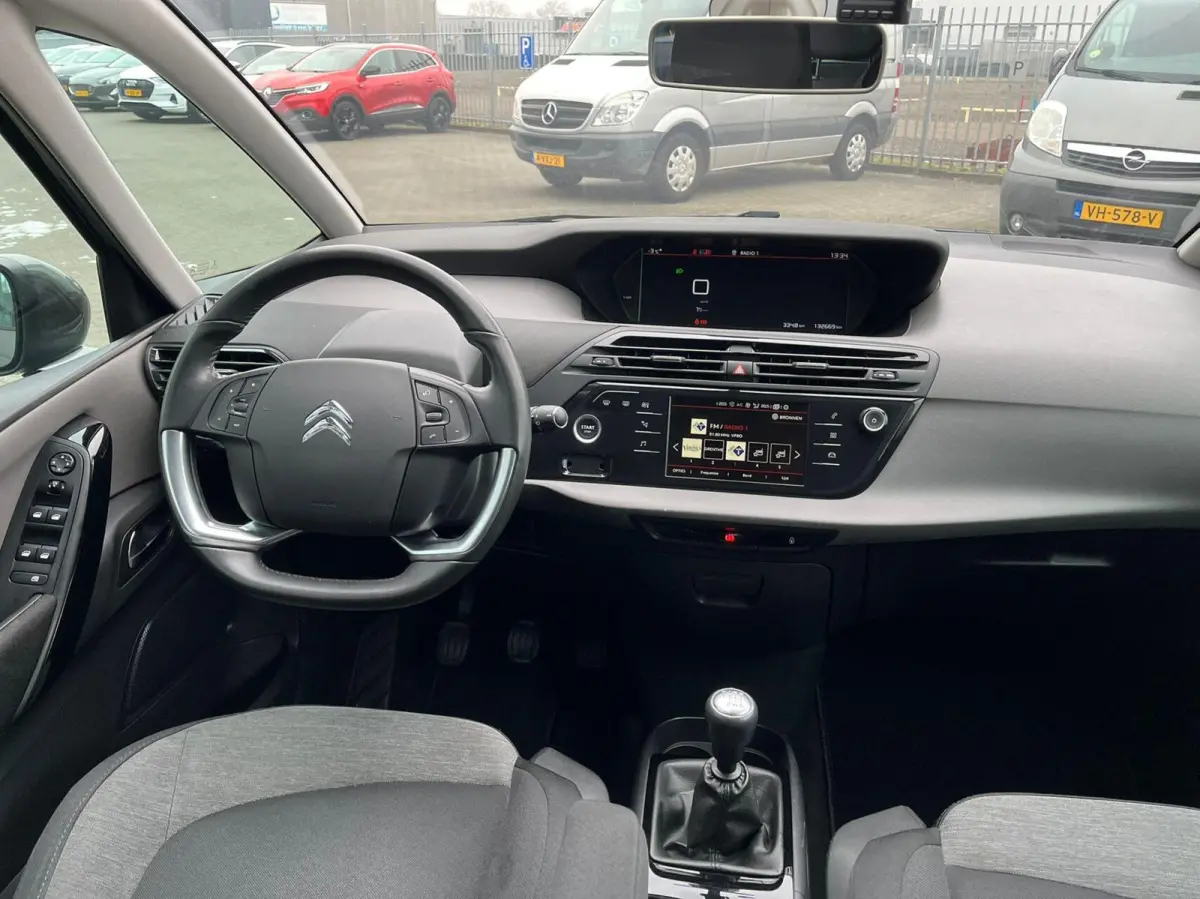 1.2 PureTech Busines 7Pers/Carplay Trekhaak