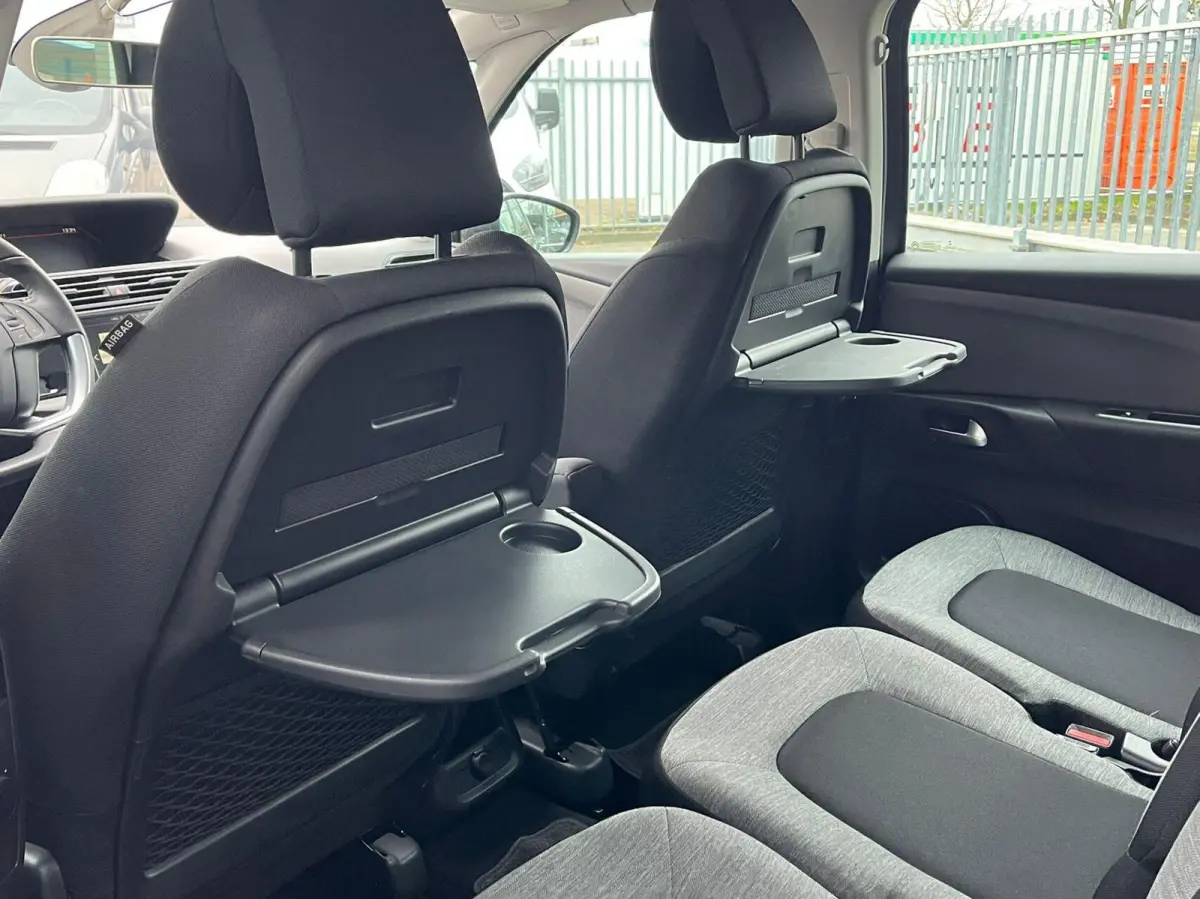 1.2 PureTech Busines 7Pers/Carplay Trekhaak