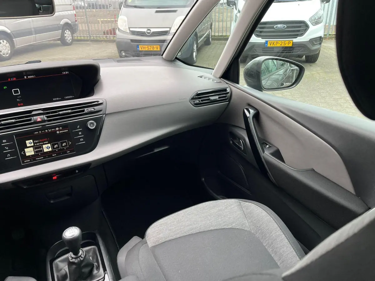 1.2 PureTech Busines 7Pers/Carplay Trekhaak