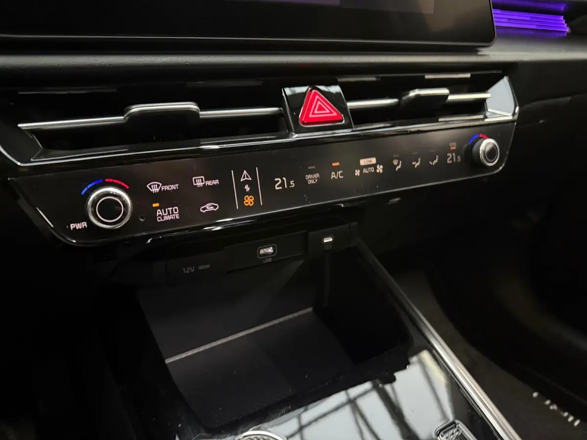1.6 GDi Hybrid DynamicPlusLine Stoel/stuur verwarming | Schuif Kanteldak | Elektrische achterklep