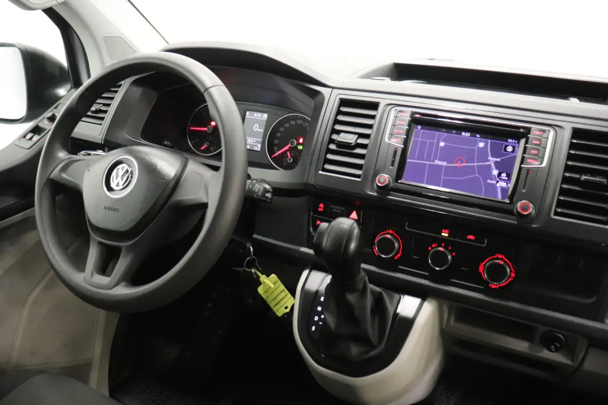 2.0 TDI 150PK DSG Automaat EURO 6 - Airco - Navi - Cruise - €14.950,- Excl.