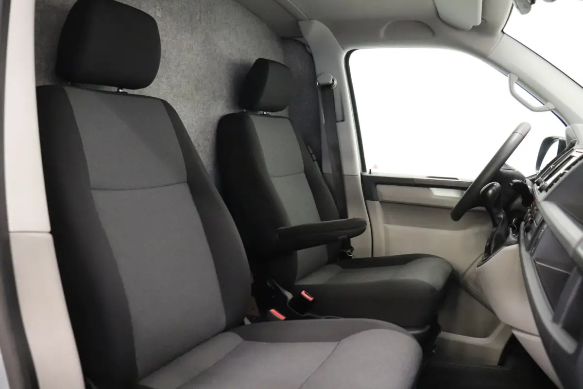 2.0 TDI 150PK DSG Automaat EURO 6 - Airco - Navi - Cruise - €14.950,- Excl.