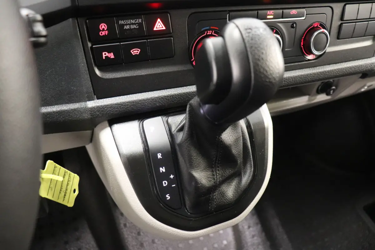 2.0 TDI 150PK DSG Automaat EURO 6 - Airco - Navi - Cruise - €14.950,- Excl.