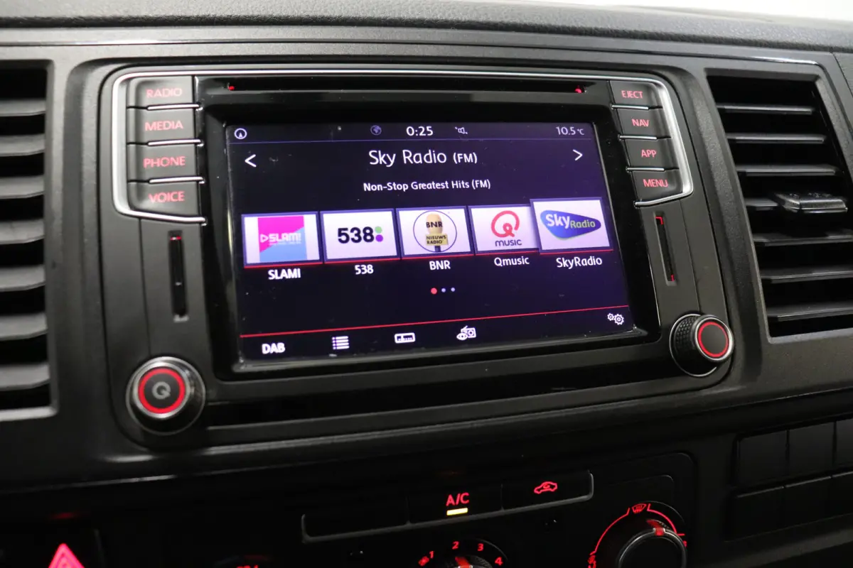 2.0 TDI 150PK DSG Automaat EURO 6 - Airco - Navi - Cruise - €14.950,- Excl.
