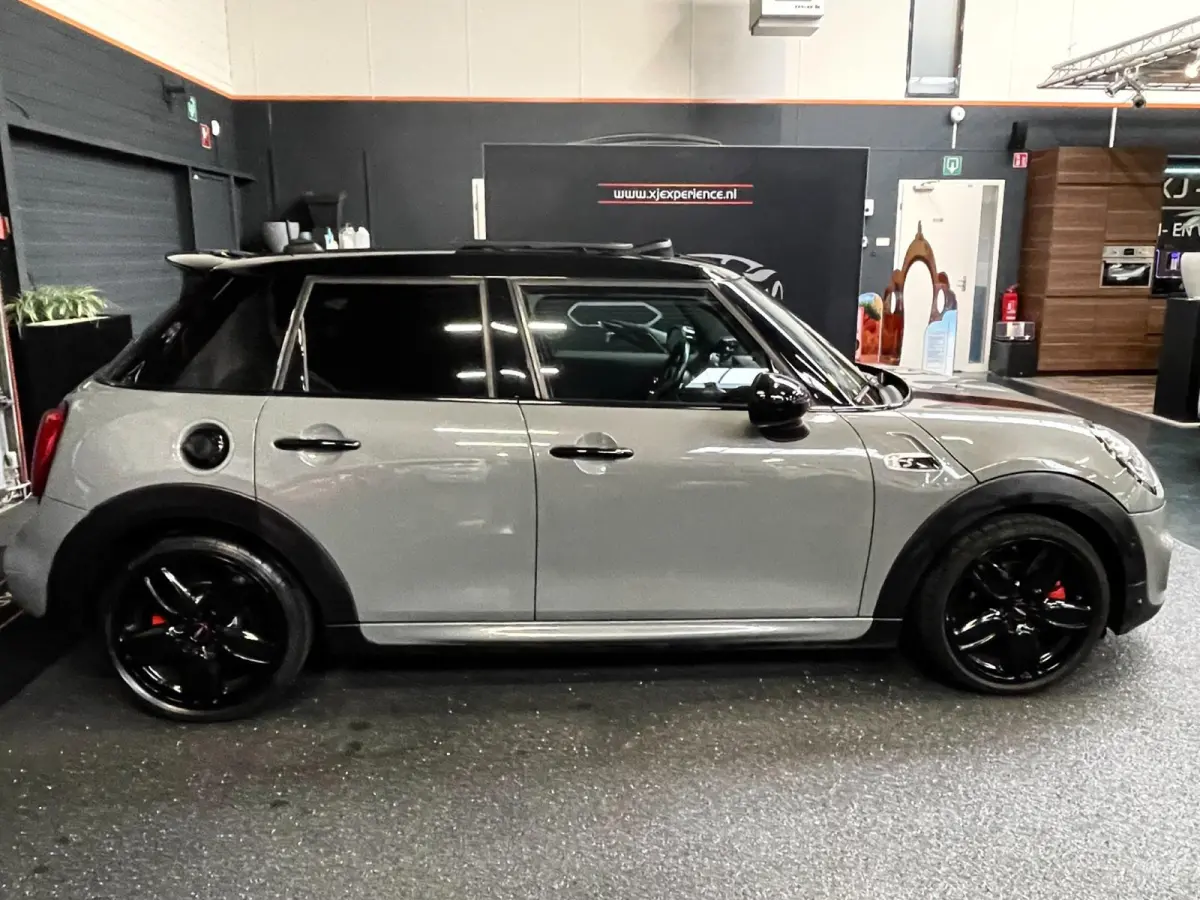 S 2.0 Cooper F1 H&K NAVIGATIE CARPLAY PANORAMADAK LEER CAMERA UNION JACK