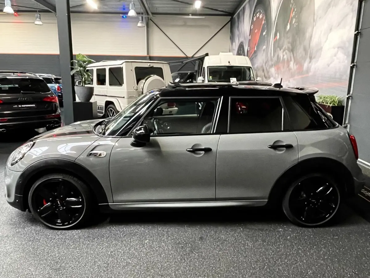 S 2.0 Cooper F1 H&K NAVIGATIE CARPLAY PANORAMADAK LEER CAMERA UNION JACK
