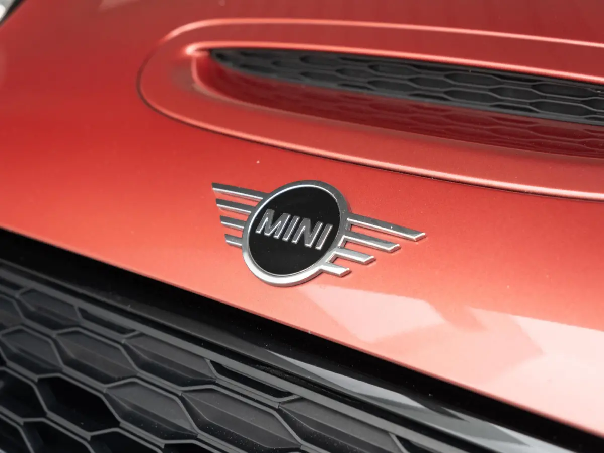 Cooper S Aut. Indian Summer Red Edition | Panoramadak | Piano Black Exterior pack