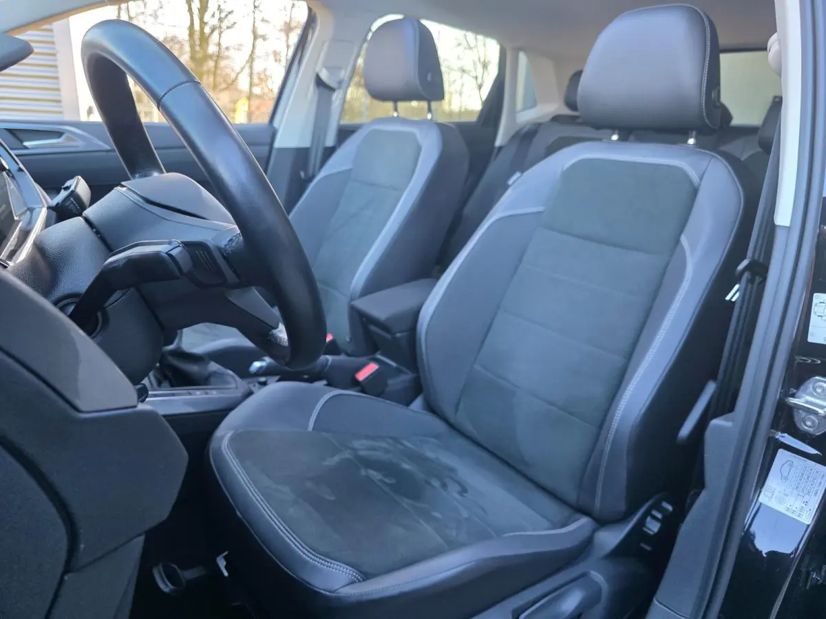 1.0 TSI Style | AUTOMAAT | Met o.a. IQ lights, digitaal dashboard, adaptive cruise, panoramadak en navigatie!