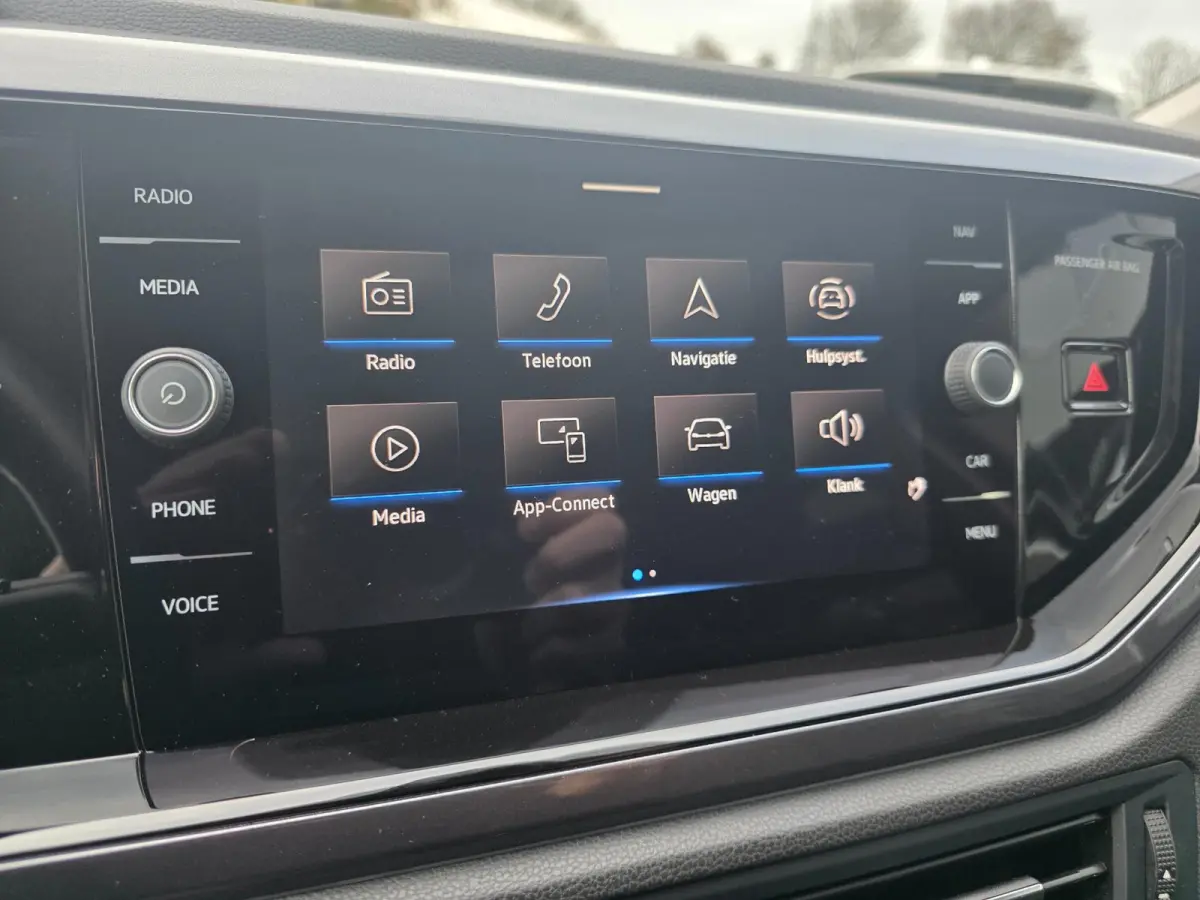 1.0 TSI Style | AUTOMAAT | Met o.a. IQ lights, digitaal dashboard, adaptive cruise, panoramadak en navigatie!